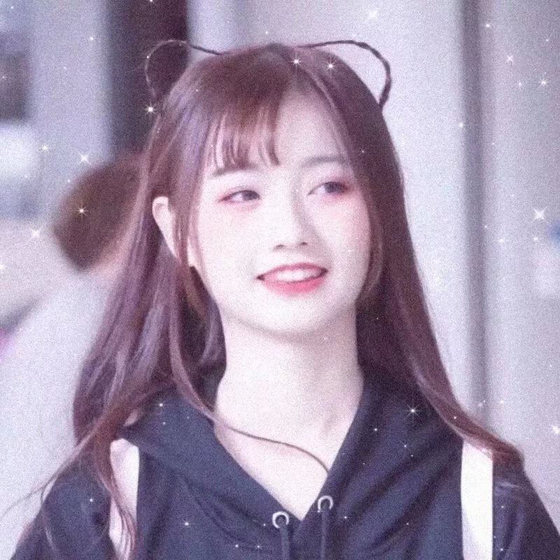 神圣性女海报